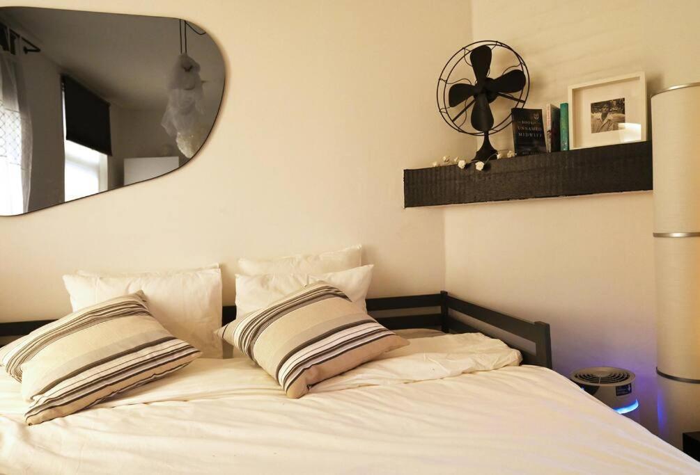 Stylish Duplex In The Heart Of Brussels Centre Διαμέρισμα Εξωτερικό φωτογραφία